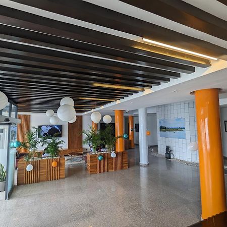 Les Ombrelles Appart'Hotel Cotonou Exteriör bild