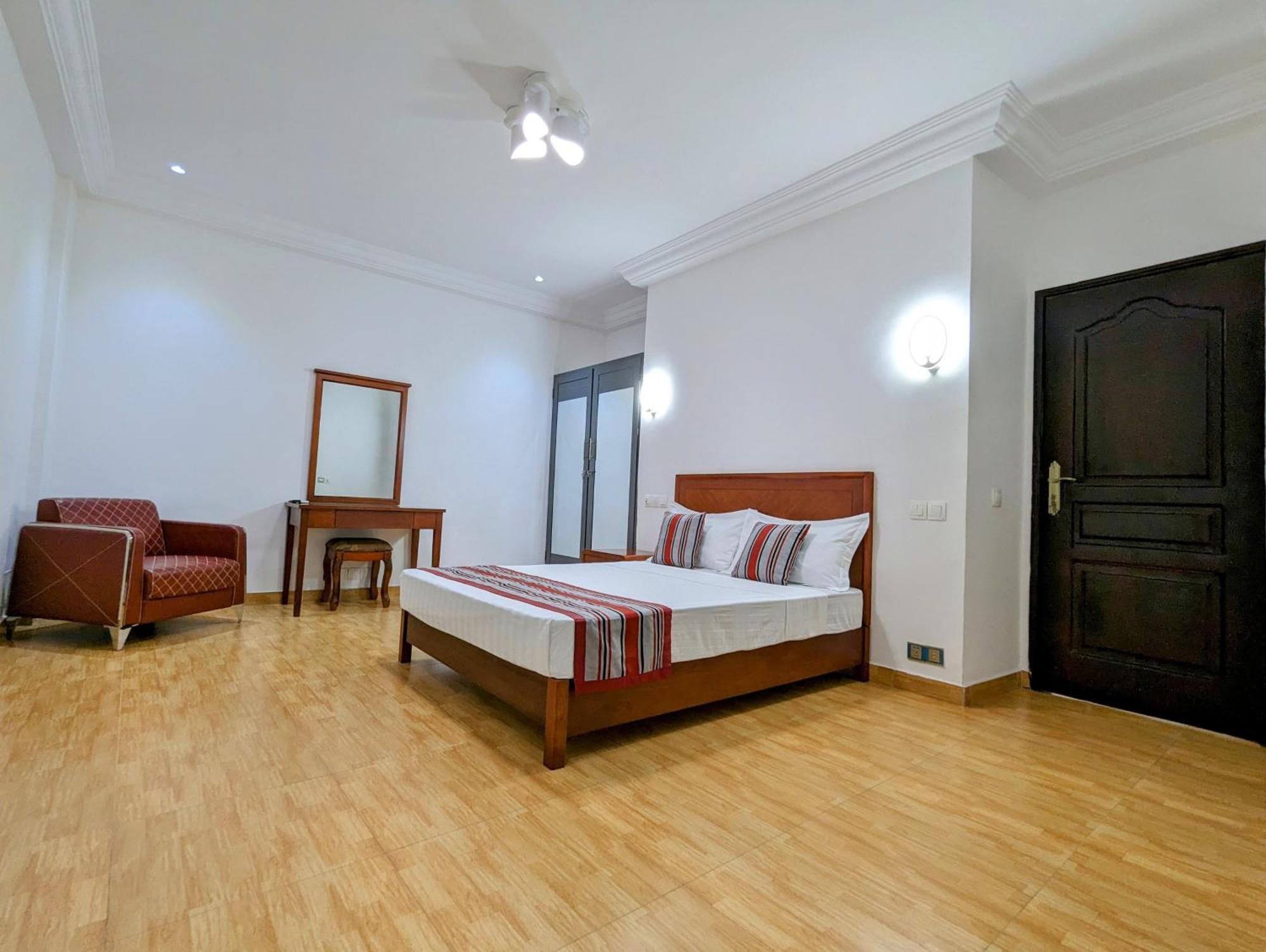 Les Ombrelles Appart'Hotel Cotonou Exteriör bild